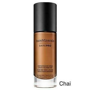 bareMinerals - CHAI 26 - barePRO Foundation